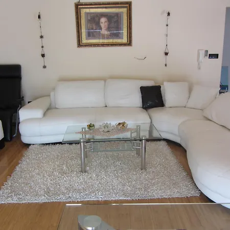 Dilja Apartman *